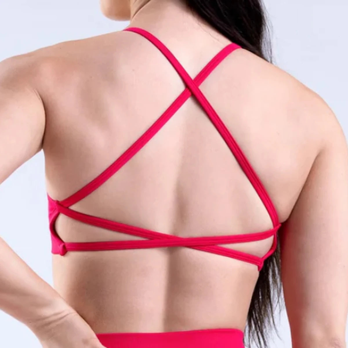 Strappy Backless Sports Bra for Women Backless Yoga Top Medium Support Strappy Gym Crop Top Stretchy Fitness Sports Top