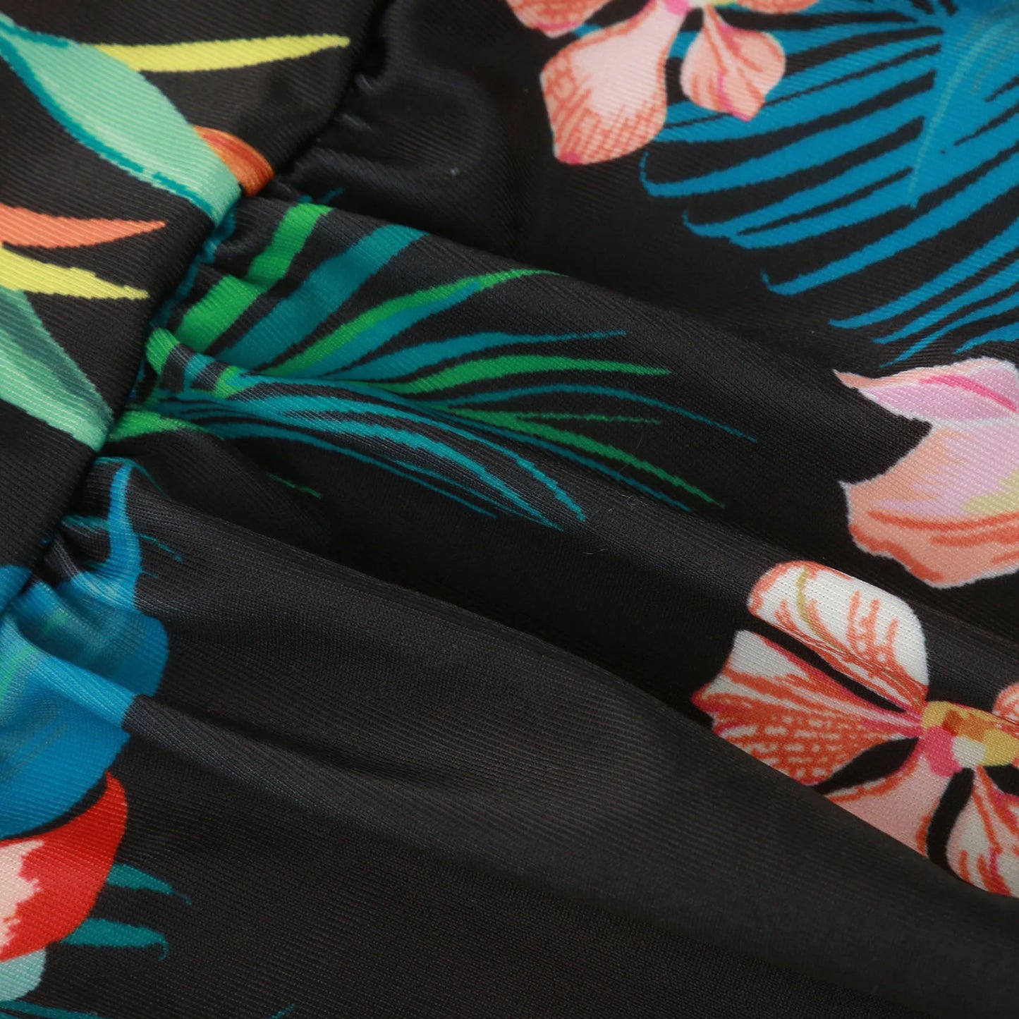 Women Vintage Tankini Swimwear Crew Neck Cover Tummy Underwire Full Coverage Push Up Bikini Top and Shorts for Holiday