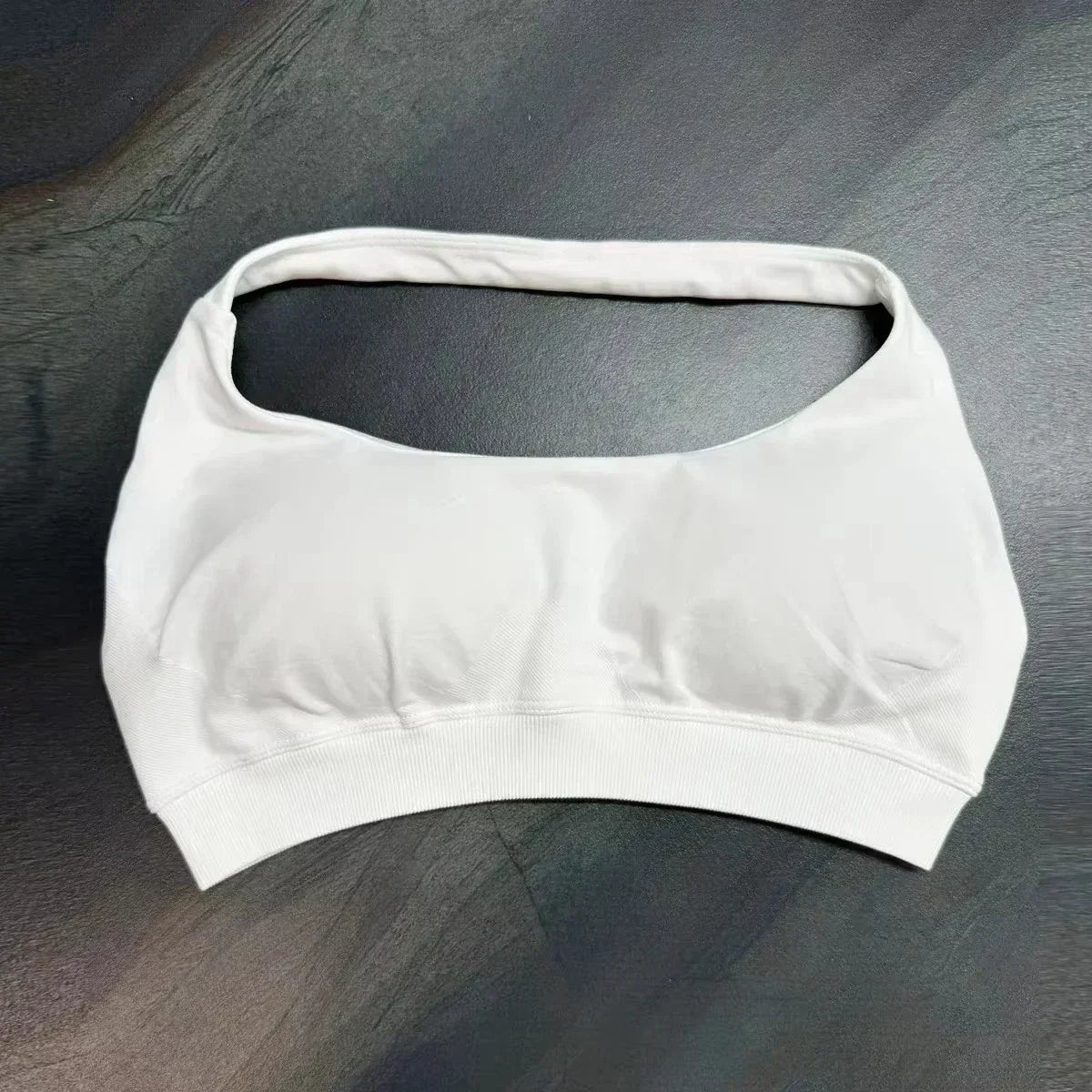 Halter Sports Bra for Women Neck Strap Bra Seamless Open Back Top Medium Support Gym Crop Top Stretchy Sportswear
