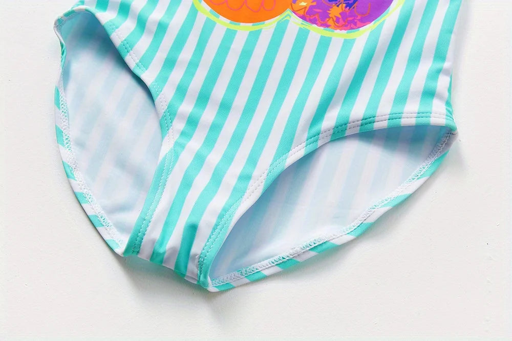 A girl's swimsuit with a fruit pattern, suitable for children aged 2-11. Chest Pad