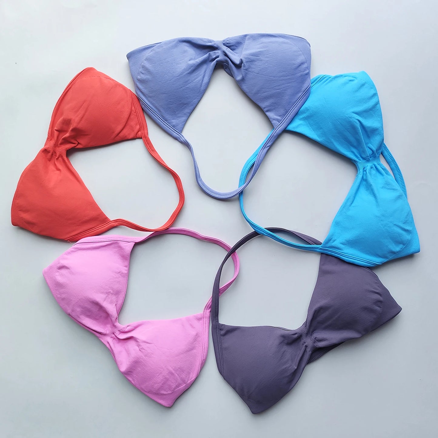 Sports Bra Strappy Backless Yoga Gym Bra Removable Cups Women Workout Clothing Gym Halter Sport Bras Yoga Tank Wrap Top