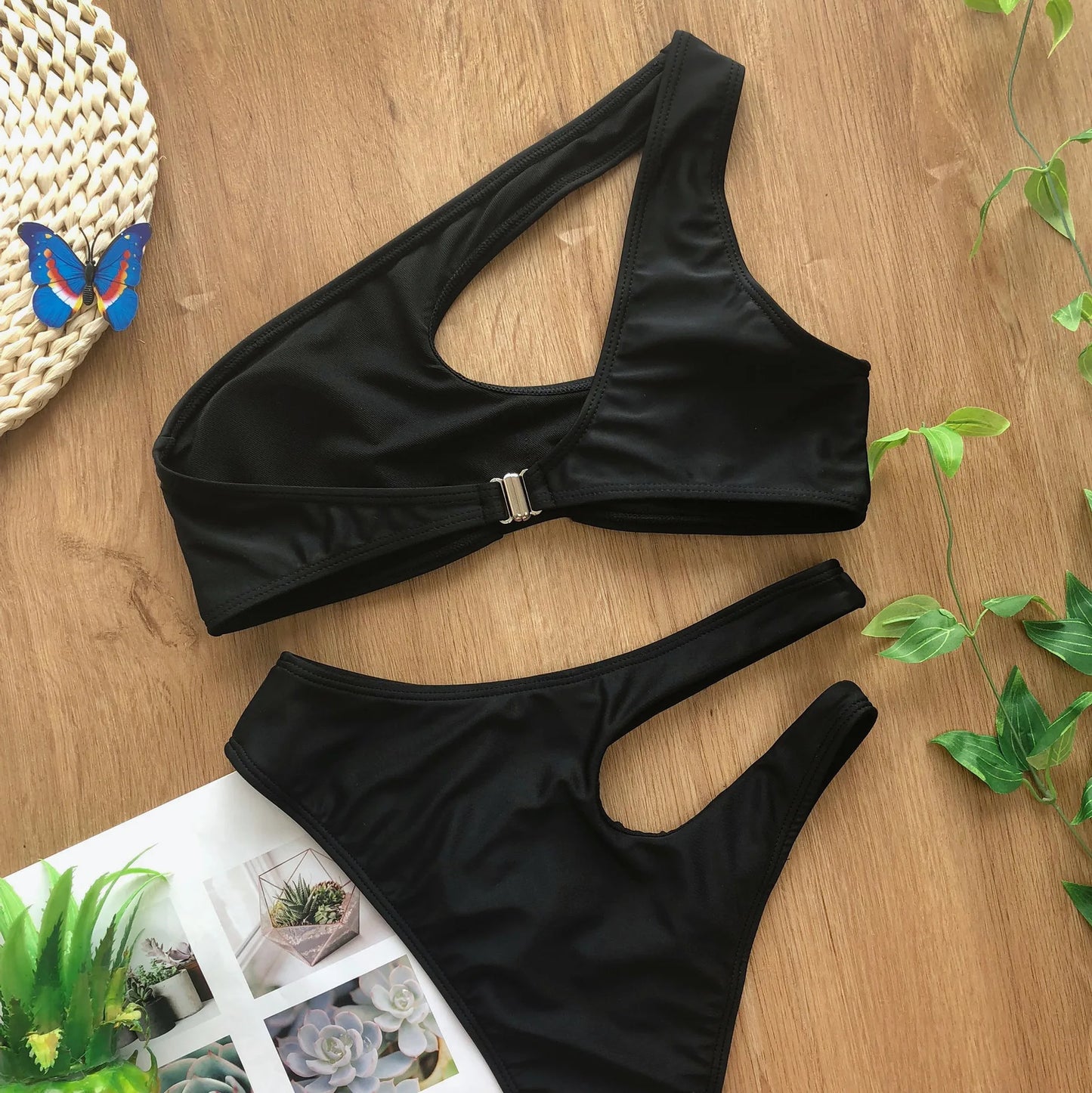 Solid color swimsuit irregular diagonal shoulder bikini Swimwear Beach Bathing Suits