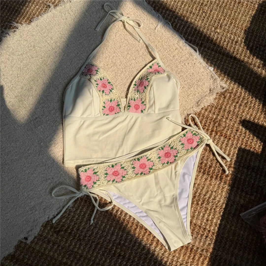 Flowers Printed V Neck Halter Bikini Female Swimsuit Women Swimwear Two-pieces Bikini set Padded Bather Bathing Suit Swim