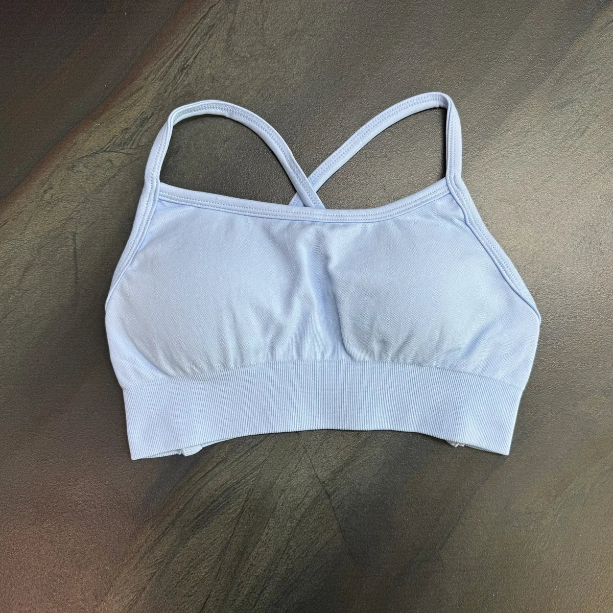 Strappy Backless Sports Bra for Women Backless Yoga Top Medium Support Strappy Gym Crop Top Stretchy Fitness Sports Top