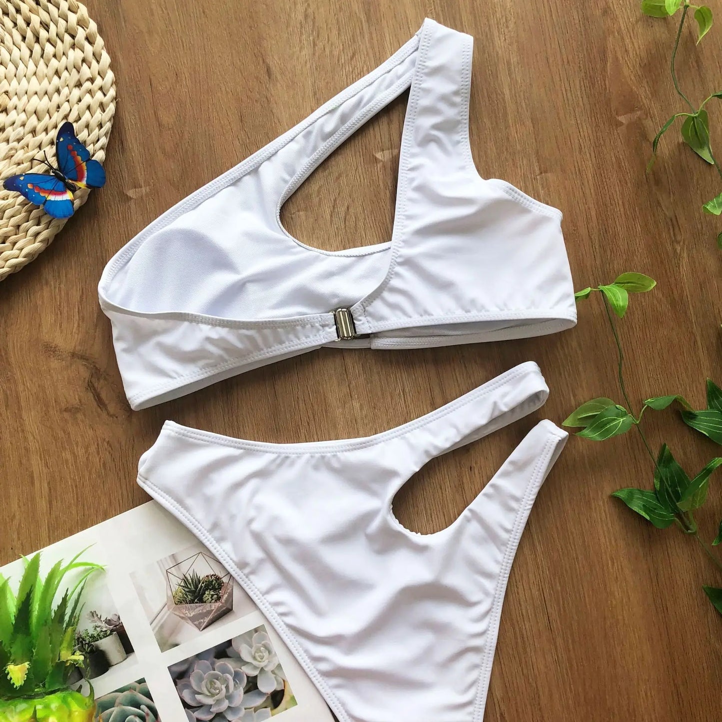 Solid color swimsuit irregular diagonal shoulder bikini Swimwear Beach Bathing Suits