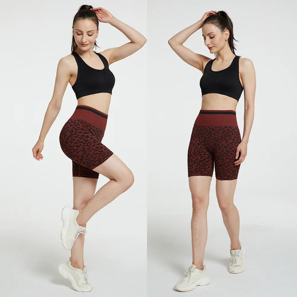Tight Fitting High Waisted Tuck In Hip Lifting Peach Elastic Fitness Training Triple Yoga Shorts for Women