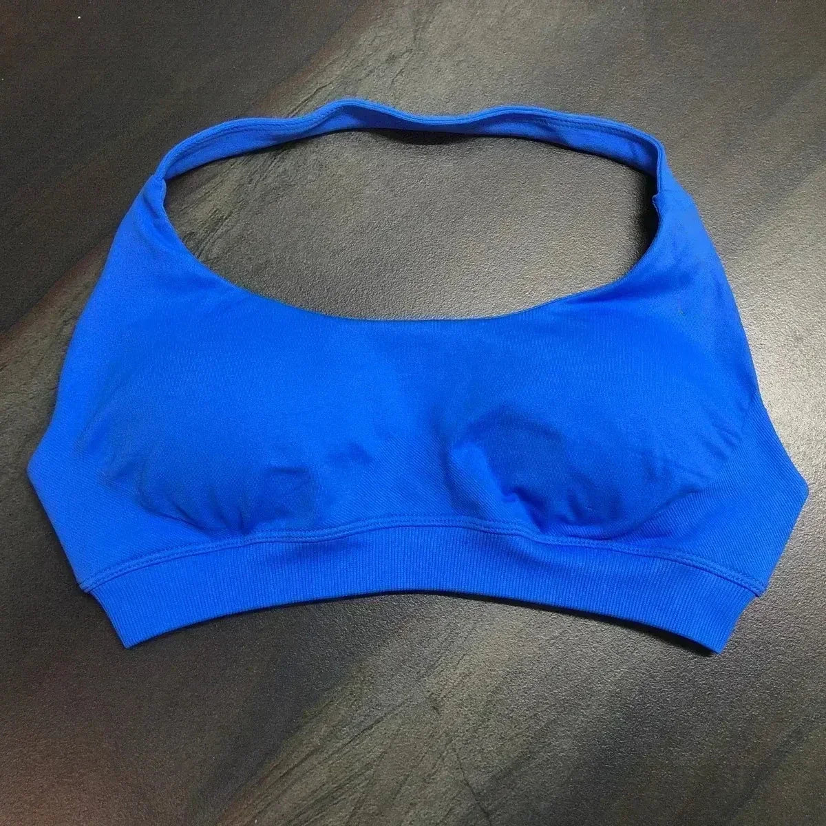 Halter Sports Bra for Women Neck Strap Bra Seamless Open Back Top Medium Support Gym Crop Top Stretchy Sportswear