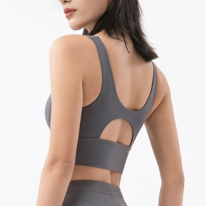 SOISOU Women's High-Neck Keyhole-Back Sports Bra