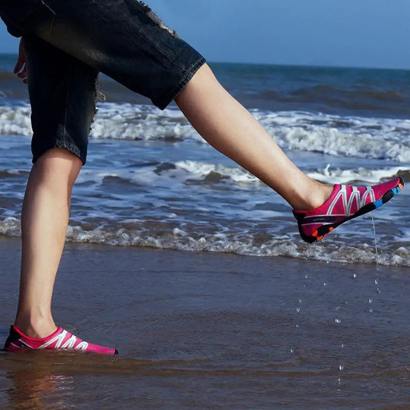 Unisex Swimming Shoes Water Sports Aqua Beach Surfing Slippers Upstream Light Athletic Footwear Swimming For Men Women
