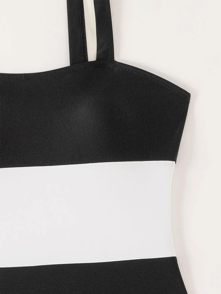 Black and White Strapped Swimwear Women Solid Patchwork One Piece Swimsuit Push Up Lady Monokini Beach Summer Bathing Suit