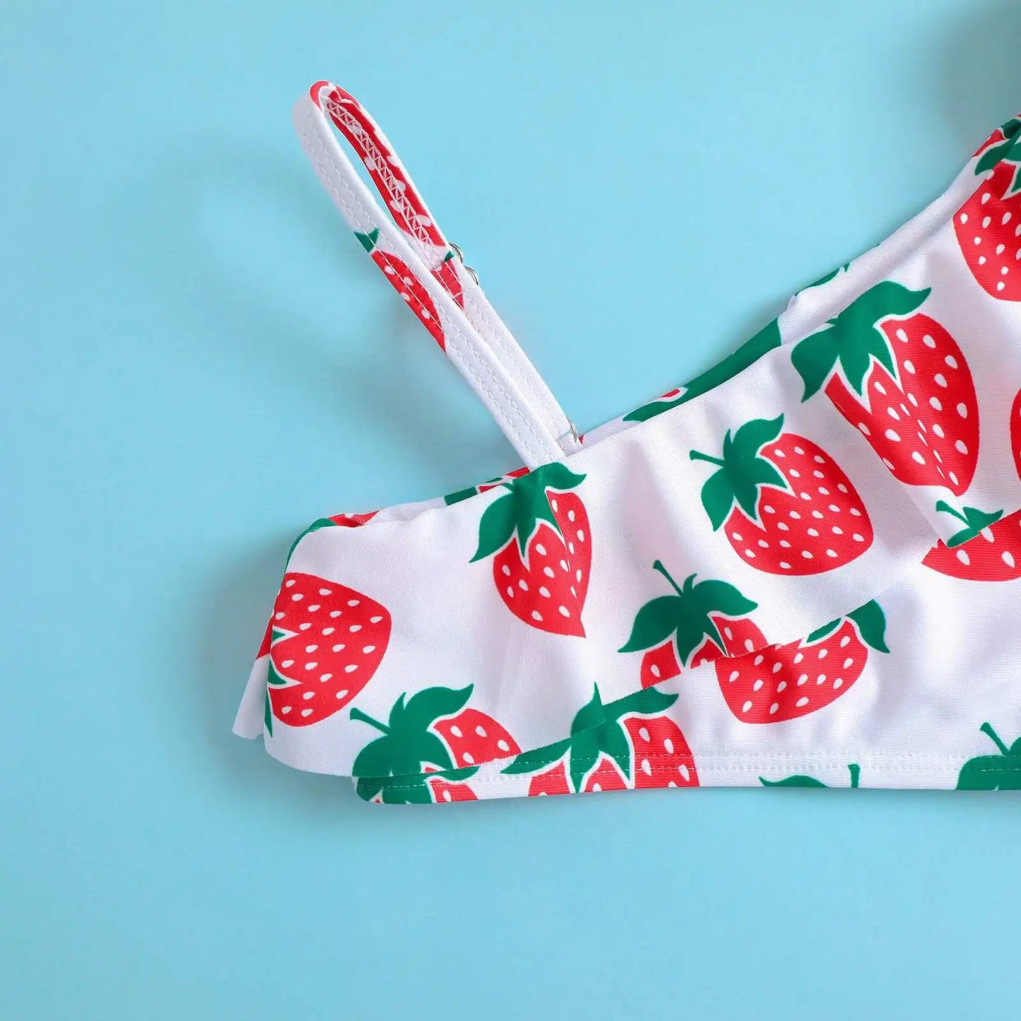 Child Girl Strawberry Print Bikini Set Lovely Kid Swimsuit Stylish Flouncing Swimwear Hot Summer Beachwear