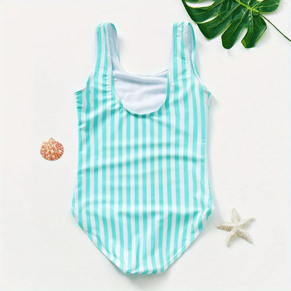 A girl's swimsuit with a fruit pattern, suitable for children aged 2-11. Chest Pad