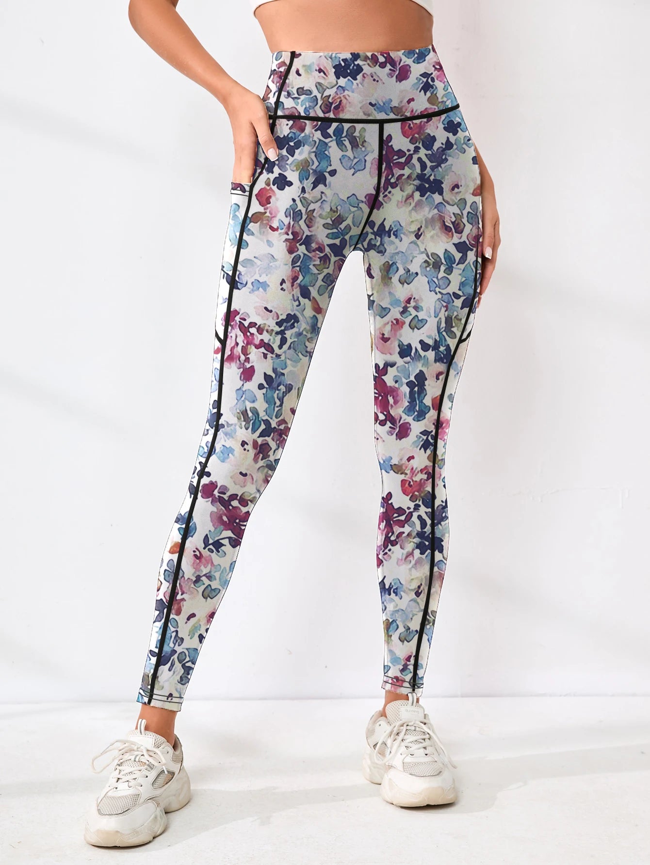 Printed women's high waistband pocket fitness pants paired with tight abdominal yoga pants, suitable for running