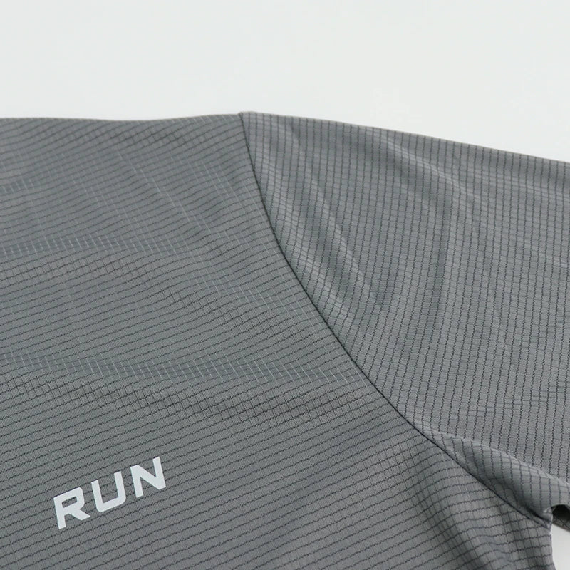 Mens Short Sleeve Sport t Shirt Quick Dry Running t-Shirt Breathable Fitness Shirt Top Ice Silk Gym Football Jerseys Man Clothes
