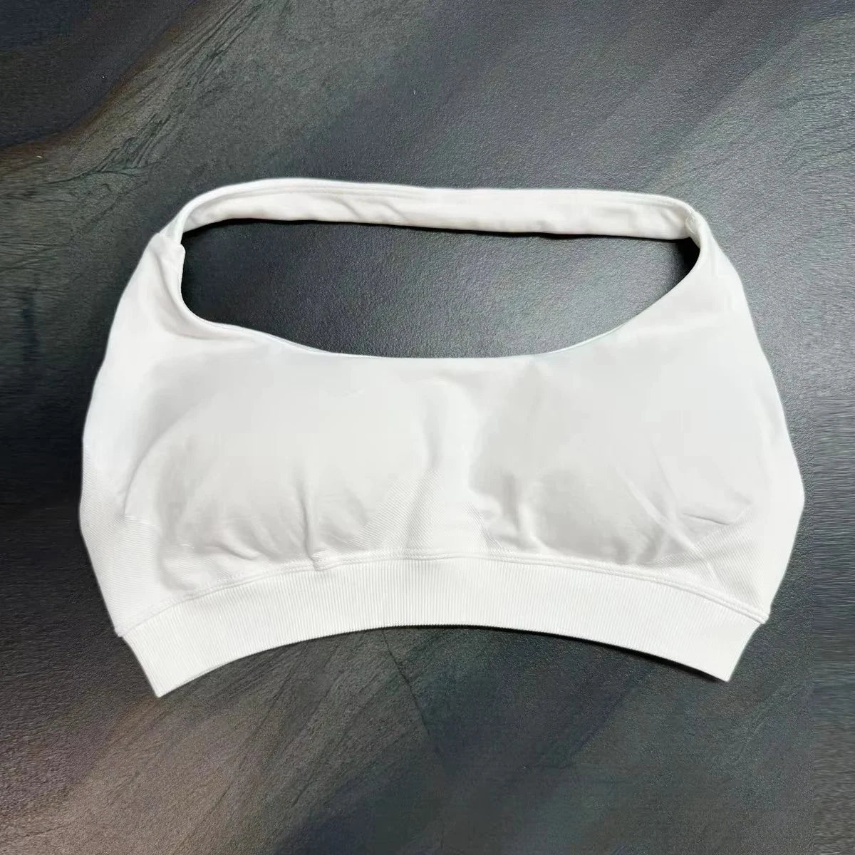 Halter Sports Bra for Women Neck Strap Bra Seamless Open Back Top Medium Support Gym Crop Top Stretchy Sportswear