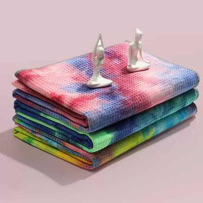 Anti slip hot yoga towel, made of absorbent soft ultra-fine fiber, available in various colors, suitable for Bikram Pilates   ﻿