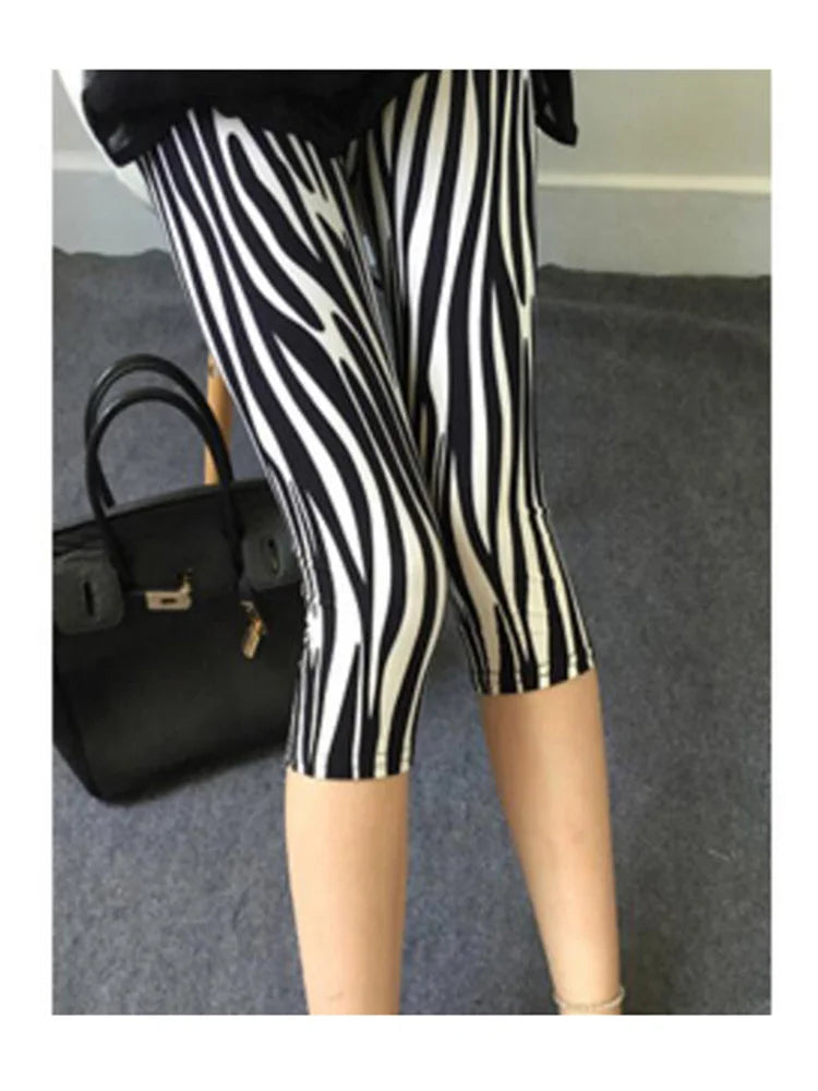 Workout Leggings Print Capris Women Push Up High Waist Pants Sportswear Short Trousers Black Fitness Legging