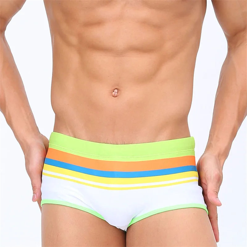 Men's Swimming Trunks Sports Bathing Briefs Close-fitting Quick-drying Beach Briefs Seaside Underwear