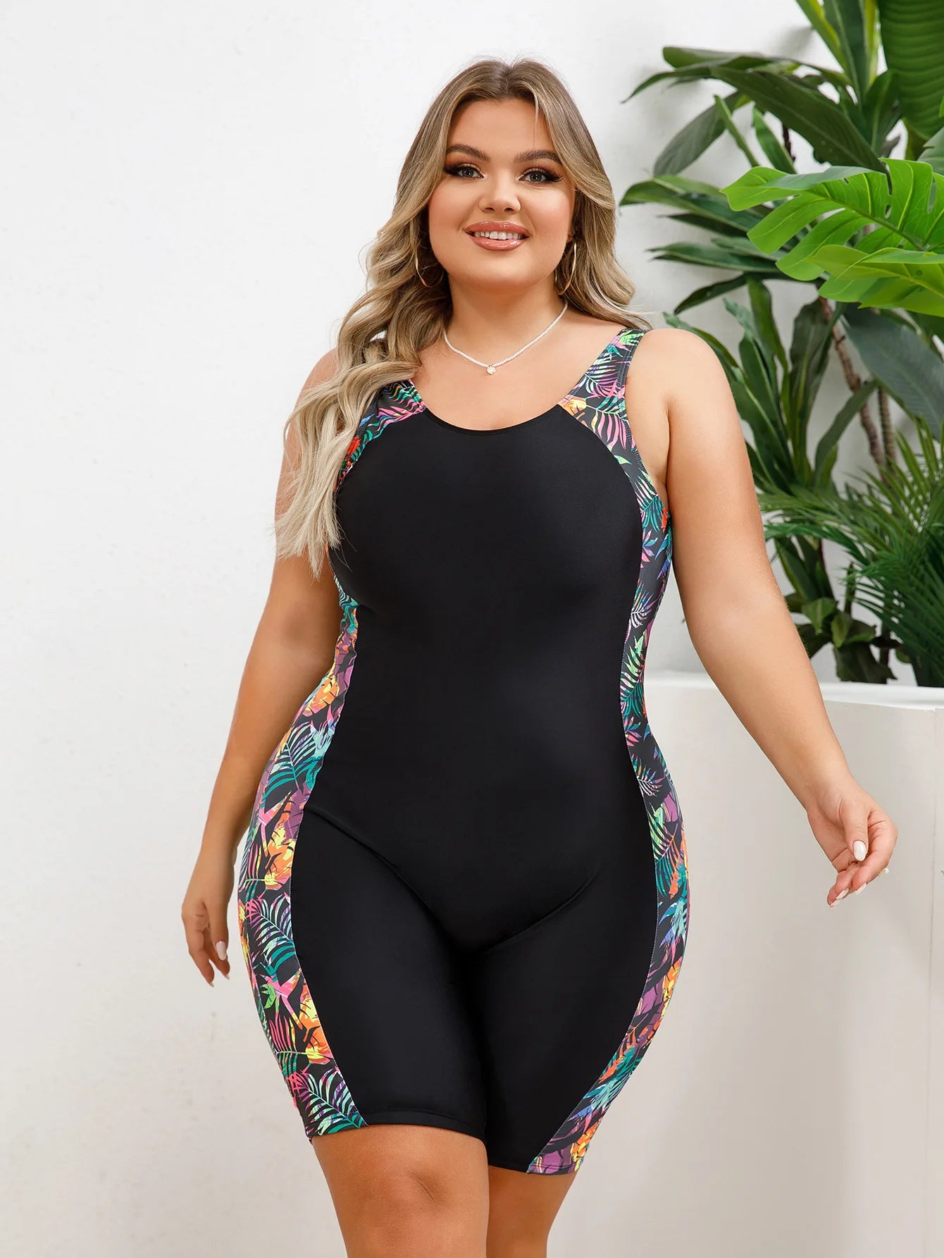 Solid Patchwork Plus Size Swimwear Women Strapped Push Up Large One Piece Swimsuit Summer Chubby Bathing Suit
