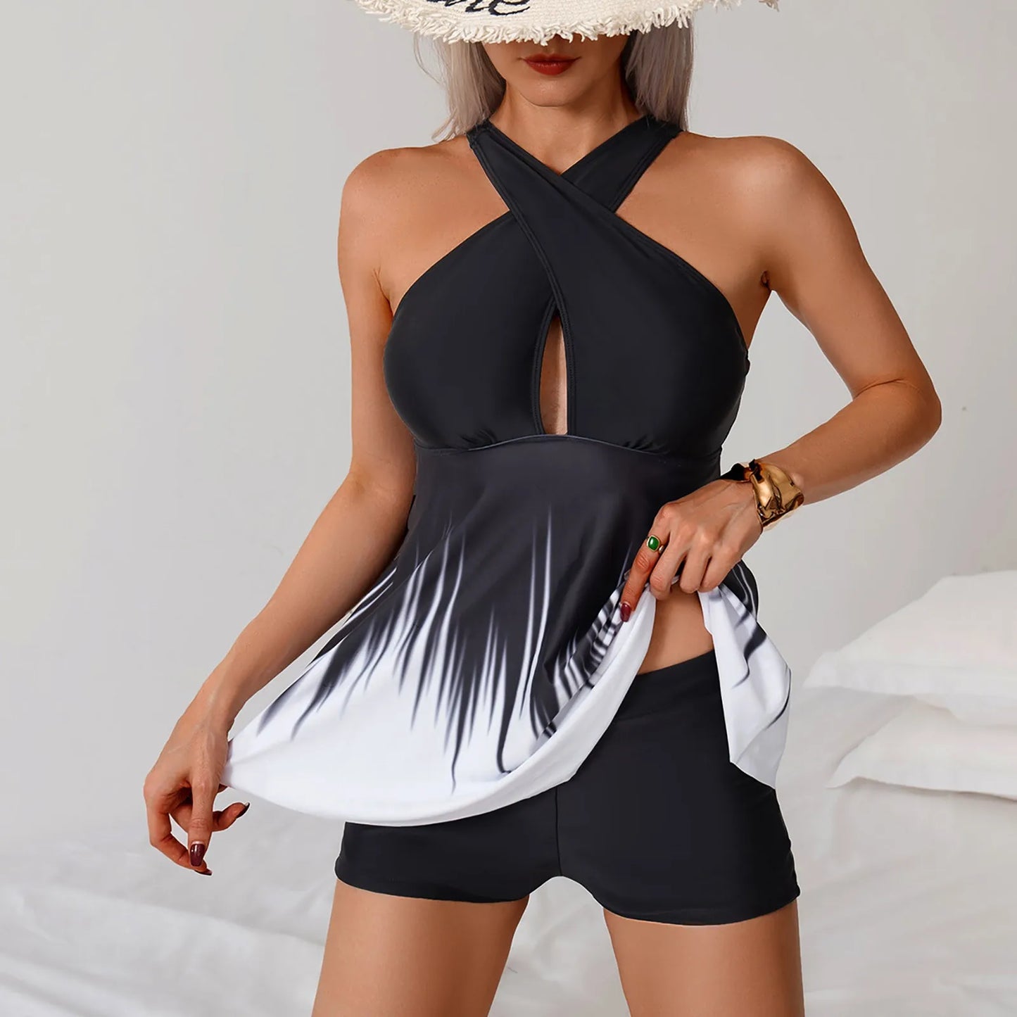 Women Conservative Tankini Swimsuits Hanging Neck Hole Backless Color Block Bathing Suits Solid Color Comfy Flat Angle Shorts