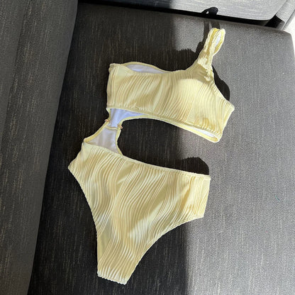 Asymmetric Cut Out Wrinkled One Piece Swimsuit Women Swimwear Female One Shoulder Padded Bather Bathing Suit Swim Lady