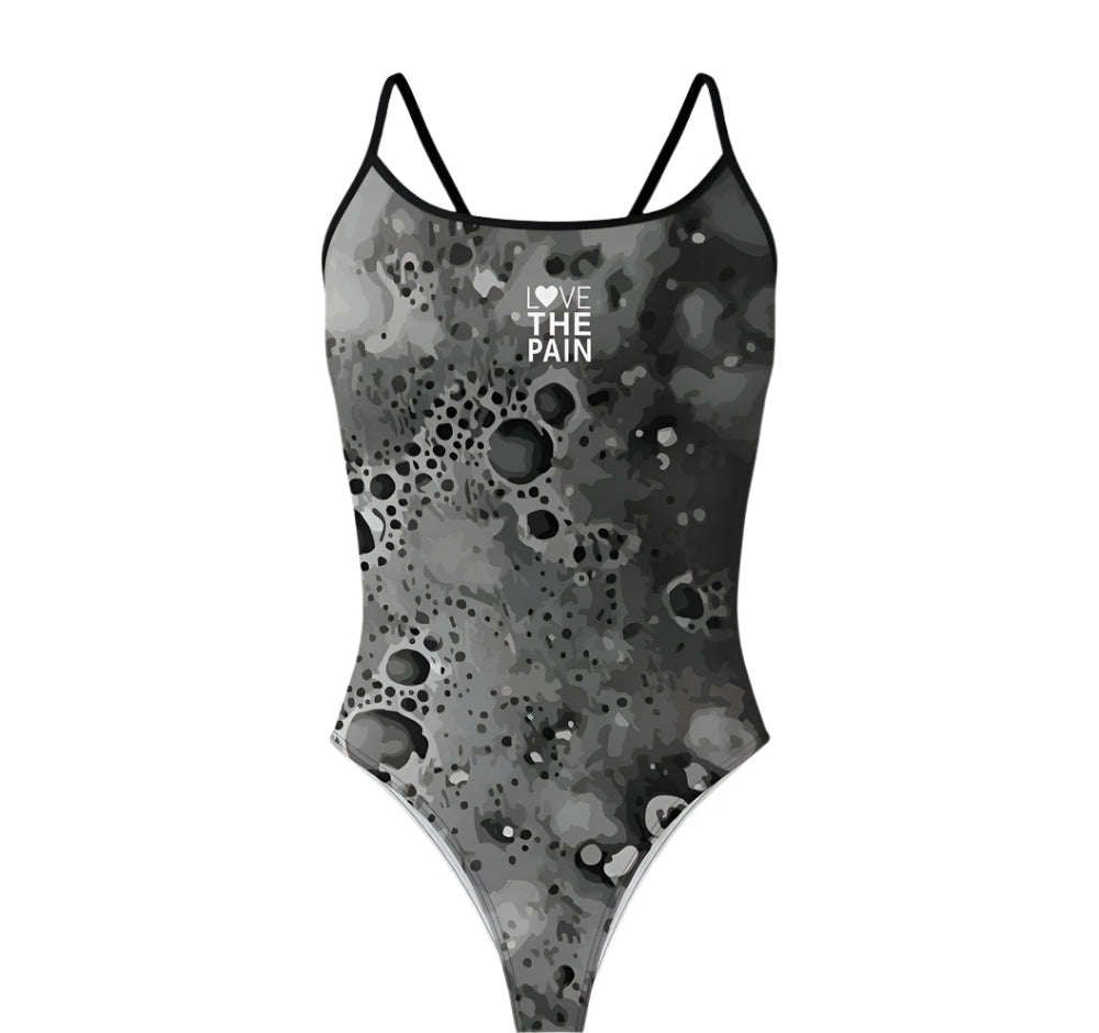 Black & White Design Love The Pain Women Swimsuit One-piece Swimwear Functional Training Swimsuit