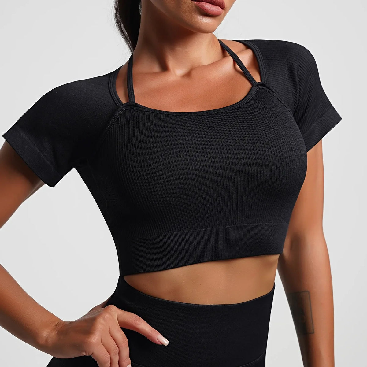 2 in 1 Padded Bra Yoga Crop Short Sleeve Ribbed Gym Crop Top Yoga Crops Fitness Bra Short Sleeve Wrokout Tops Sports