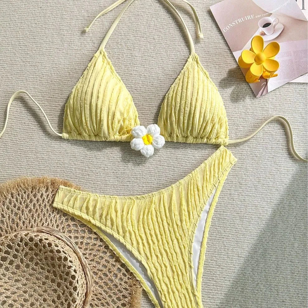 Bikini European and American solid color small flower thin suspender three-point swimsuit