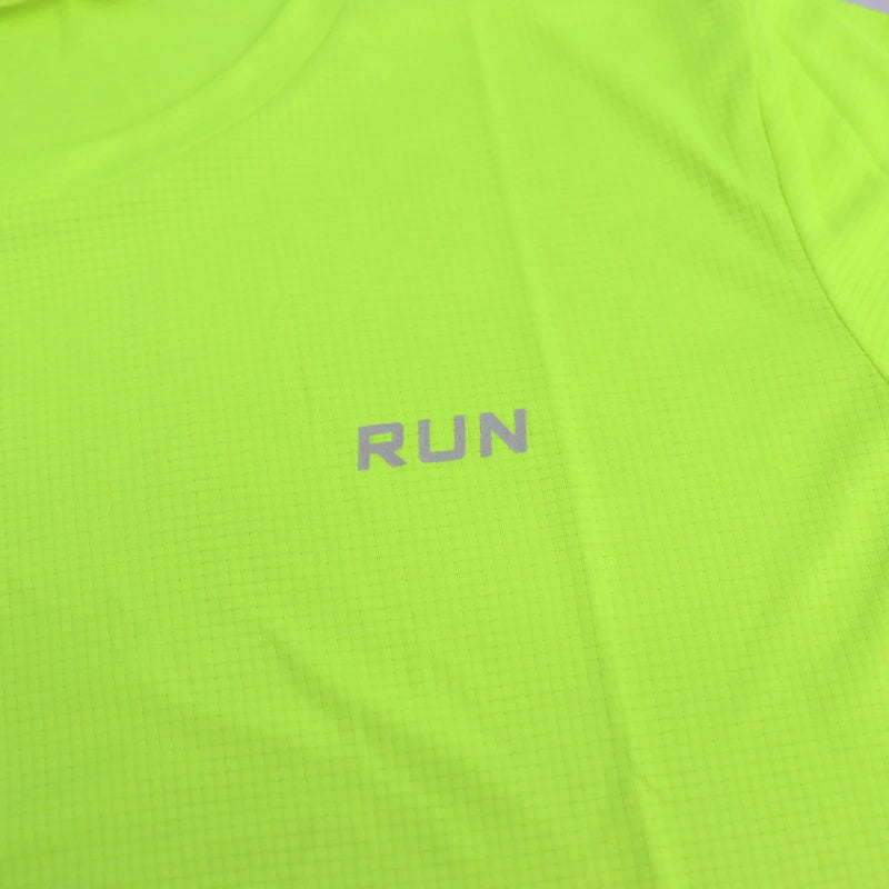 Mens Short Sleeve Sport t Shirt Quick Dry Running t-Shirt Breathable Fitness Shirt Top Ice Silk Gym Football Jerseys Man Clothes