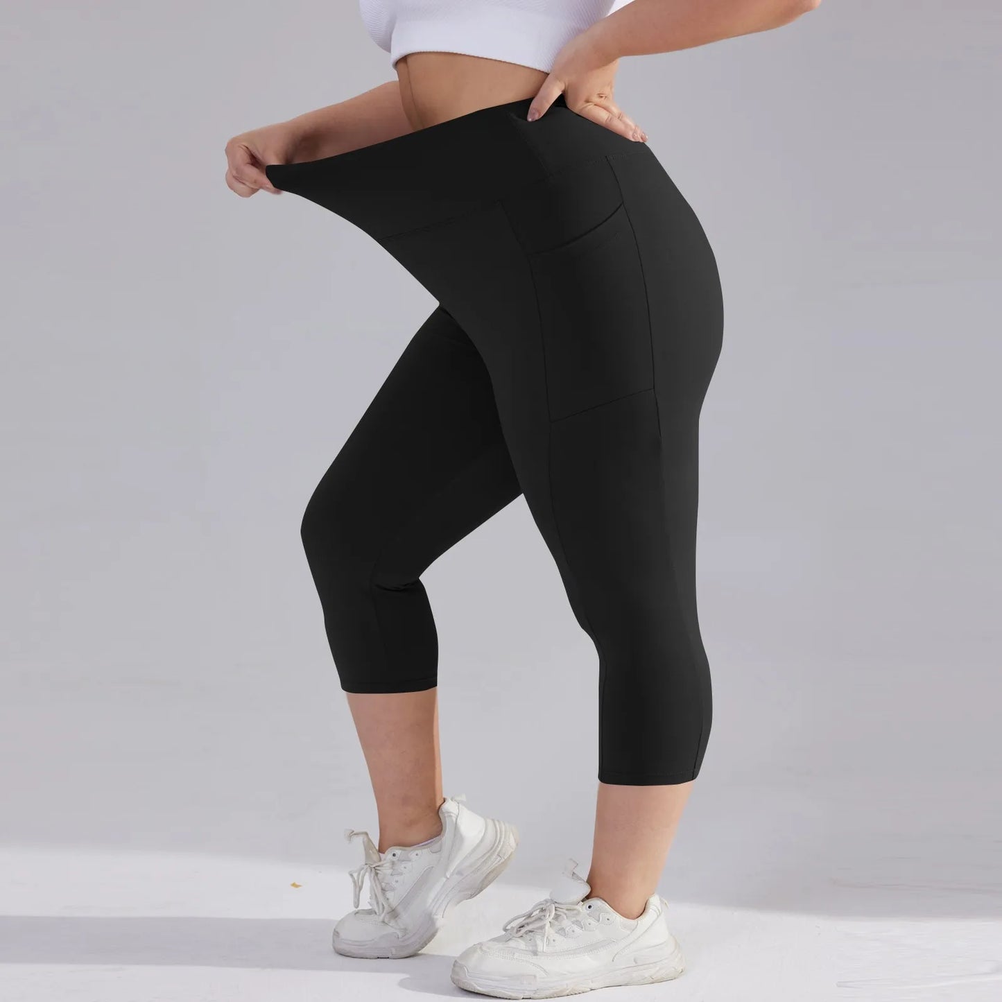 Plus size yoga pants for women Leggings fitness yoga pants with pocket summer sports cropped trousers