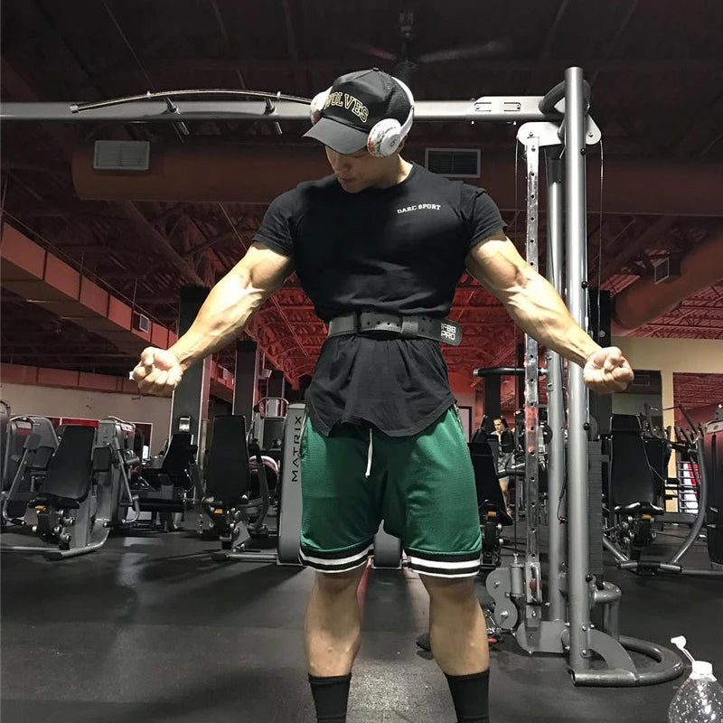 Gym Shorts Men Mesh Running Shorts Men Quick Dry Loose Sport Basketball Training Shorts Male Sportswear Summer Men Shorts
