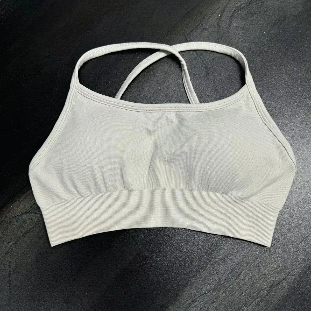 Halter Sports Bra for Women Neck Strap Bra Seamless Open Back Top Medium Support Gym Crop Top Stretchy Sportswear