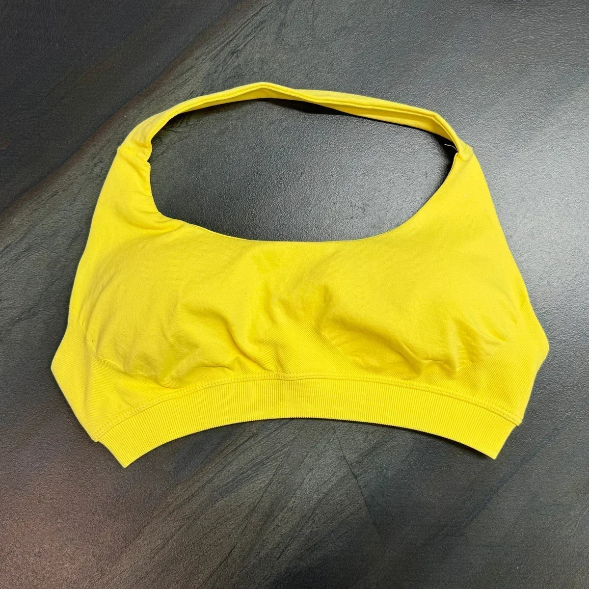 Halter Sports Bra for Women Neck Strap Bra Seamless Open Back Top Medium Support Gym Crop Top Stretchy Sportswear