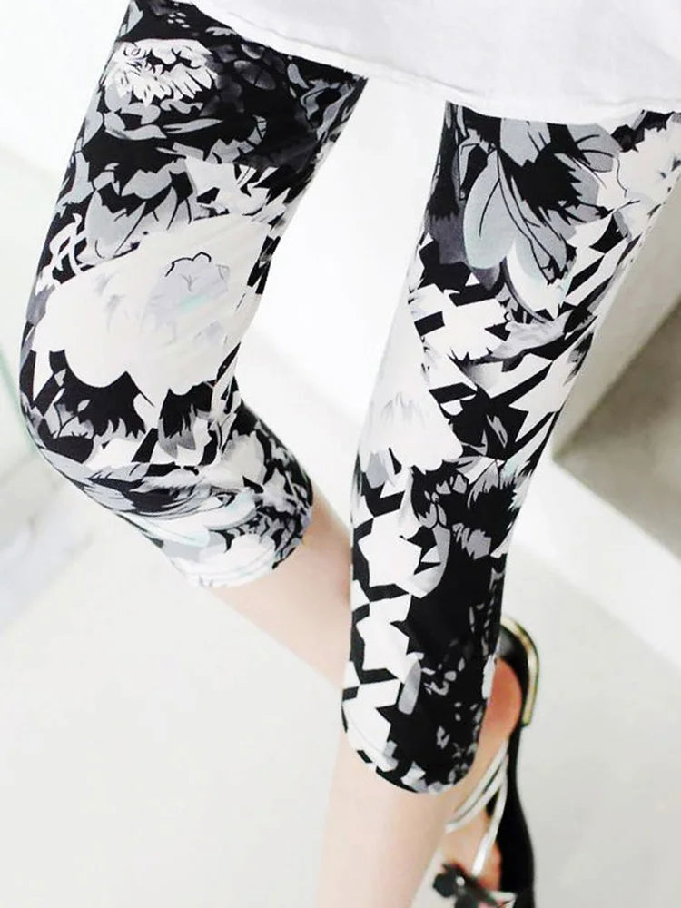 Workout Leggings Print Capris Women Push Up High Waist Pants Sportswear Short Trousers Black Fitness Legging