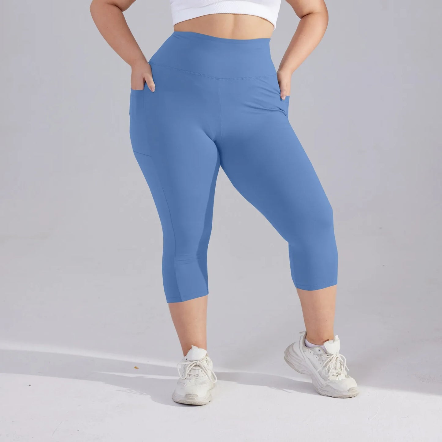 Plus size yoga pants for women Leggings fitness yoga pants with pocket summer sports cropped trousers