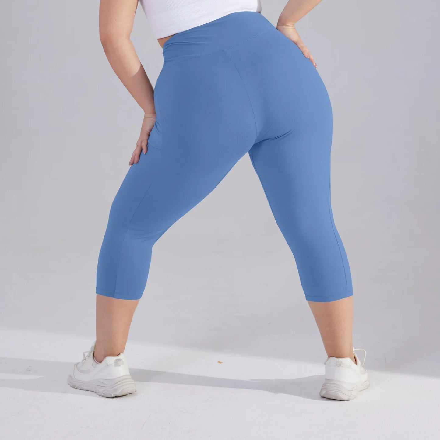 Plus size yoga pants for women Leggings fitness yoga pants with pocket summer sports cropped trousers