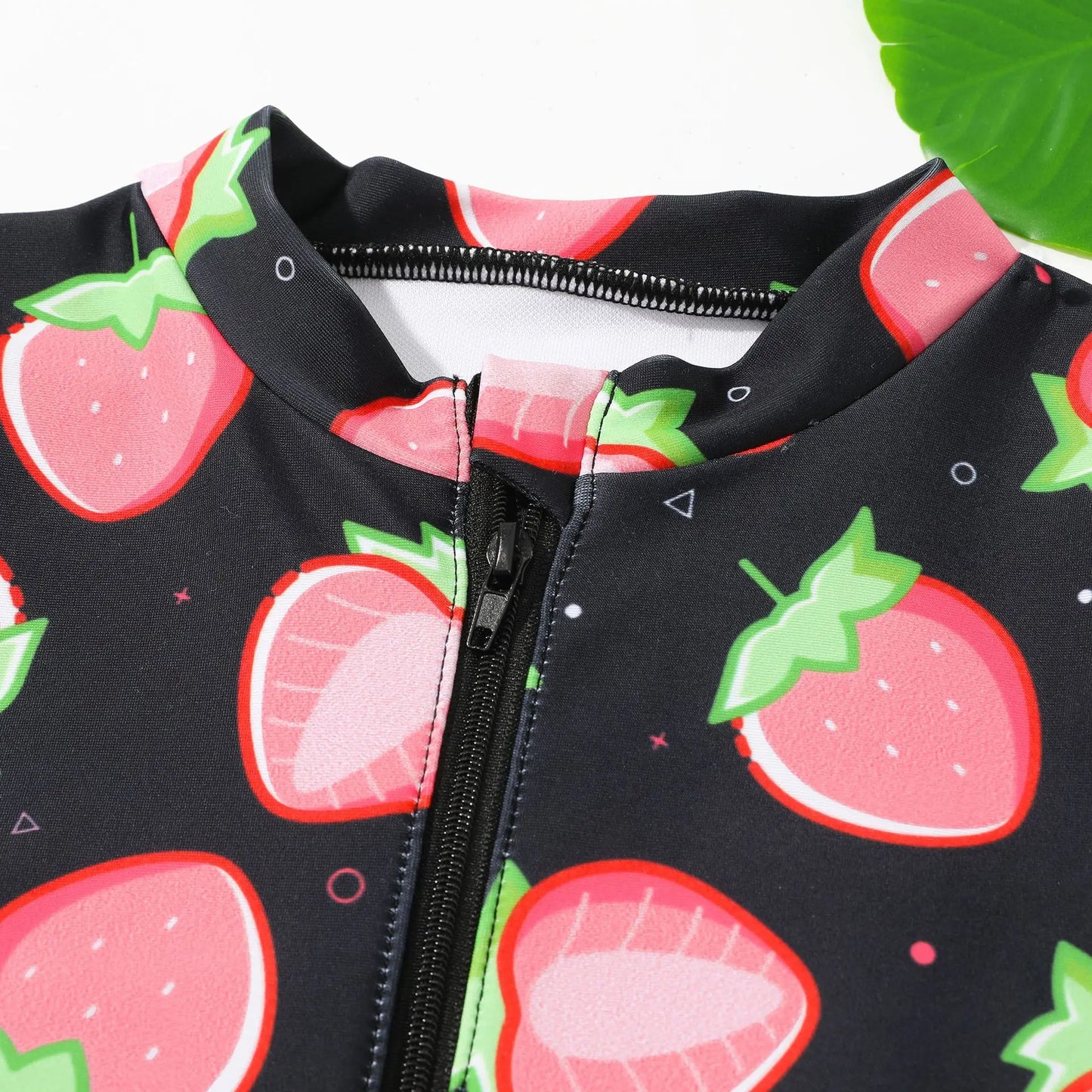 Pink Strawberry Girls One Piece Swimsuit 7-12 Year Kids Swim Suit Zipper Children's Swimwear 2024 Surf Bathing Suits