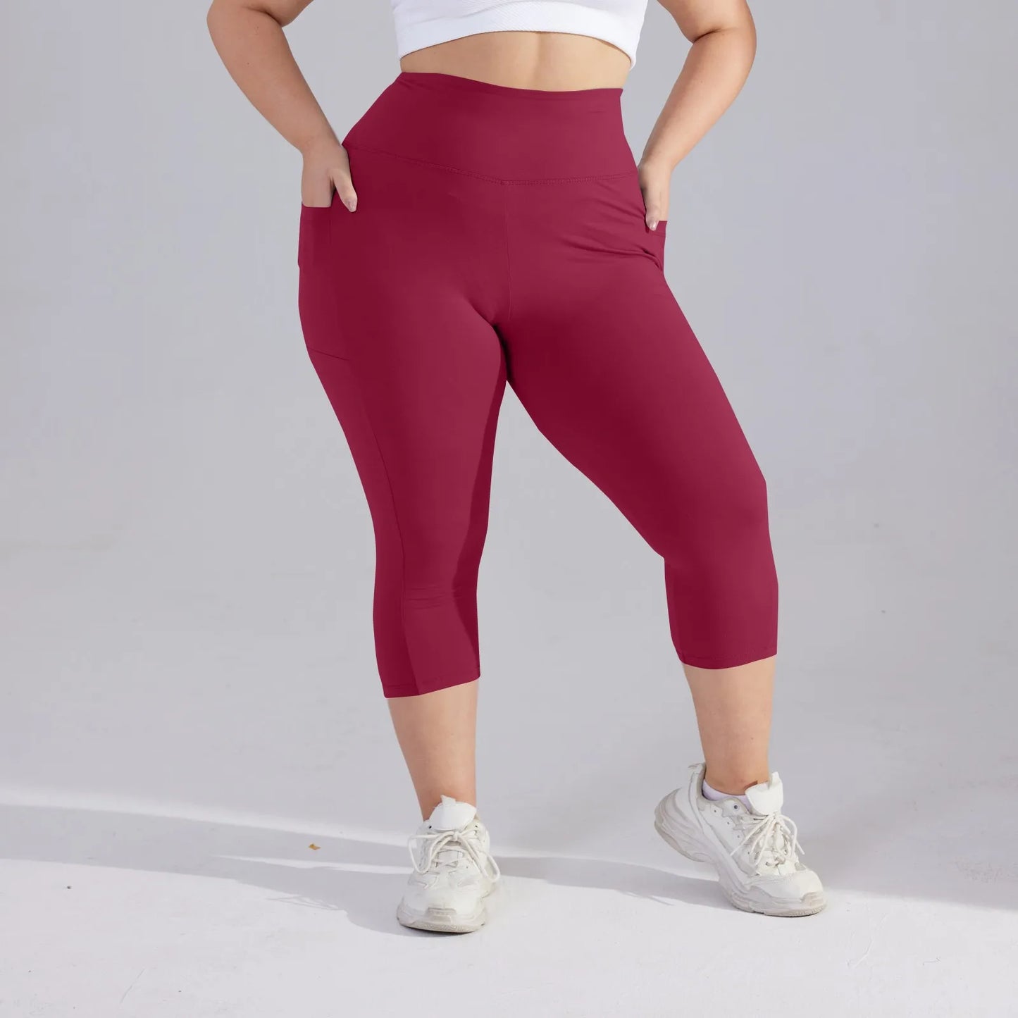 Plus size yoga pants for women Leggings fitness yoga pants with pocket summer sports cropped trousers