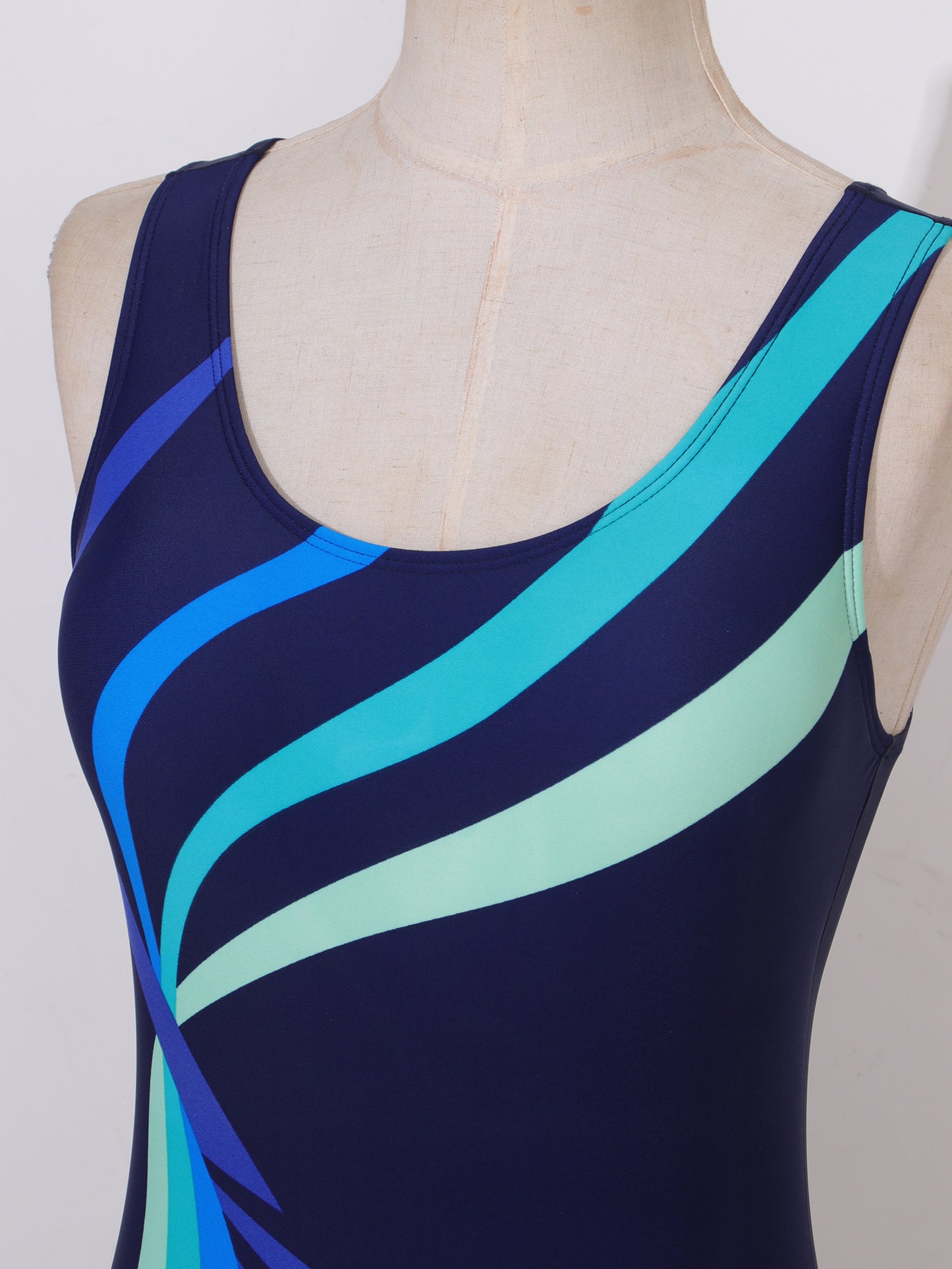 Womens One-piece Suits Rash Guard Shorty Wetsuits Swimsuit Sleeveless Removable Pads Open Back Swimwear Surfing Beachwear