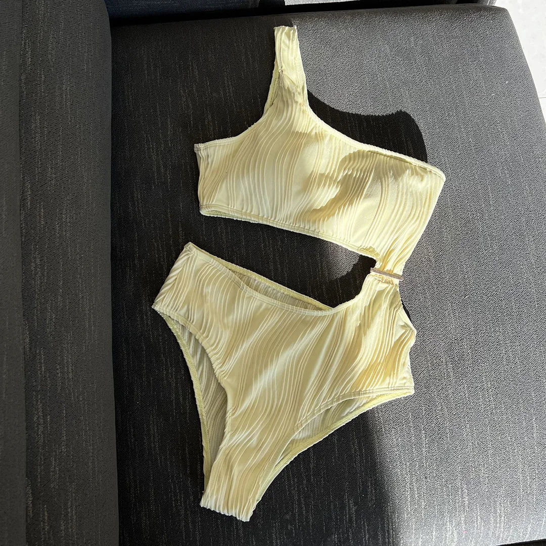 Asymmetric Cut Out Wrinkled One Piece Swimsuit Women Swimwear Female One Shoulder Padded Bather Bathing Suit Swim Lady