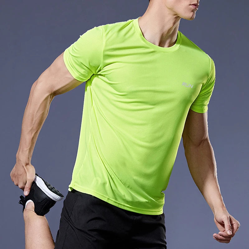 Mens Short Sleeve Sport t Shirt Quick Dry Running t-Shirt Breathable Fitness Shirt Top Ice Silk Gym Football Jerseys Man Clothes