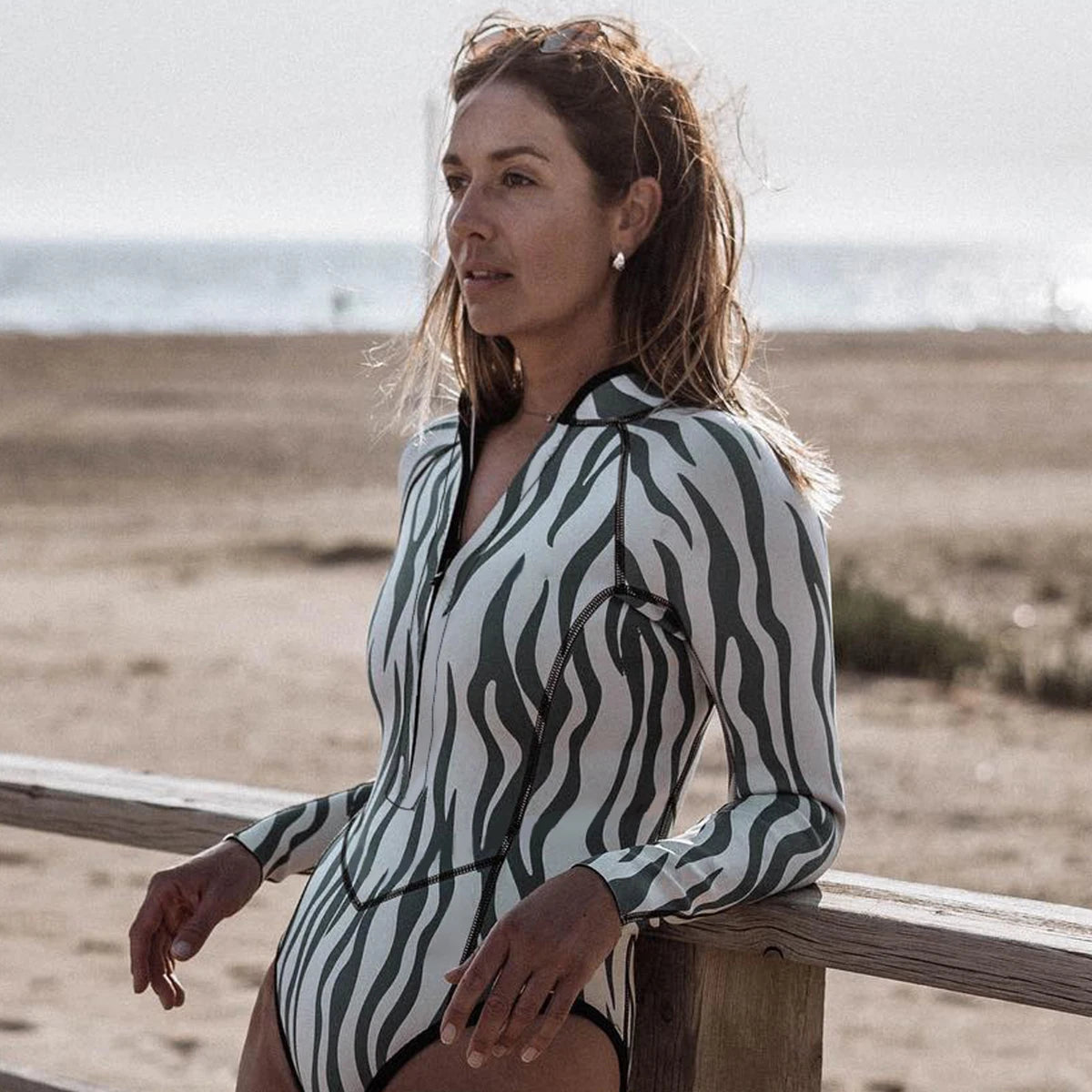 Rash Guard Color Print One Piece Swimsuit Women Swimwear Monokini Long Sleeve Bathing Suit Female Bodysuit Surfing Swim Wear Beach