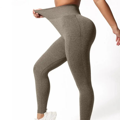 Seamless Leggings Yoga Woman Fitness Elastic Breathable Hip-lifting Leisure Sports Tights Side Pocket Style Gym Trousers