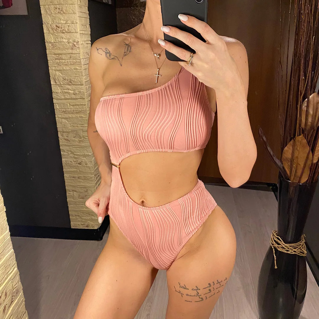 Asymmetric Cut Out Wrinkled One Piece Swimsuit Women Swimwear Female One Shoulder Padded Bather Bathing Suit Swim Lady