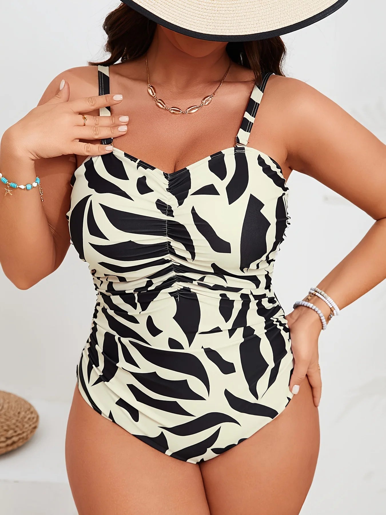 Plus Size One Piece Swimsuit Woman Trend Printed Swimming Suit Tummy Control  Swimwear  Adjustable Wide Straps Monokini