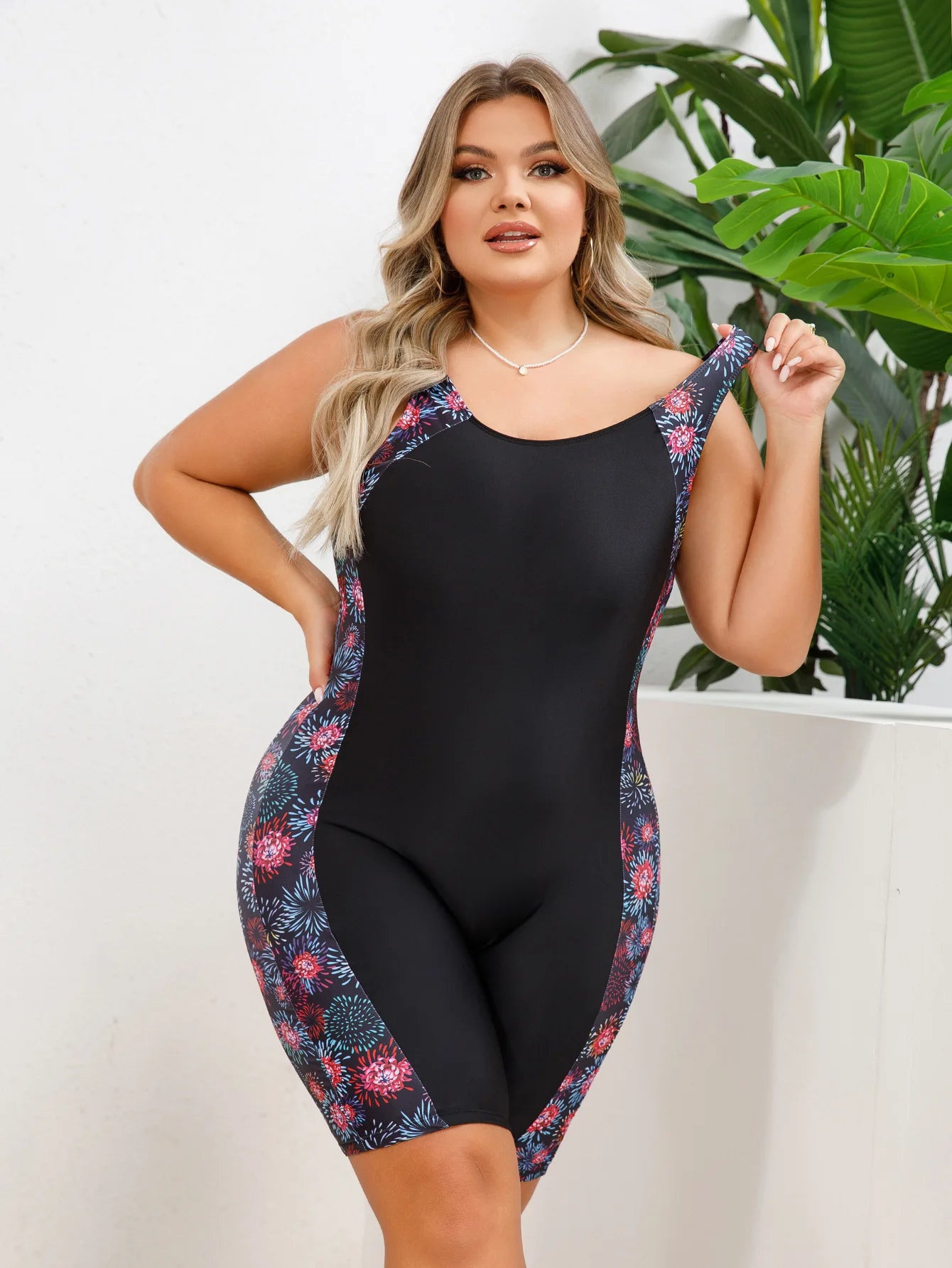 Solid Patchwork Plus Size Swimwear Women Strapped Push Up Large One Piece Swimsuit Summer Chubby Bathing Suit